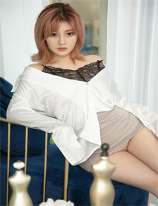 青春娱乐视频精品分类,大尺寸的小黄说说1000字免费